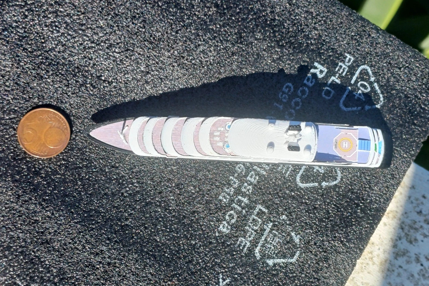 1:1250 Scenic Luxury' Scenic Eclipse cruise ship model