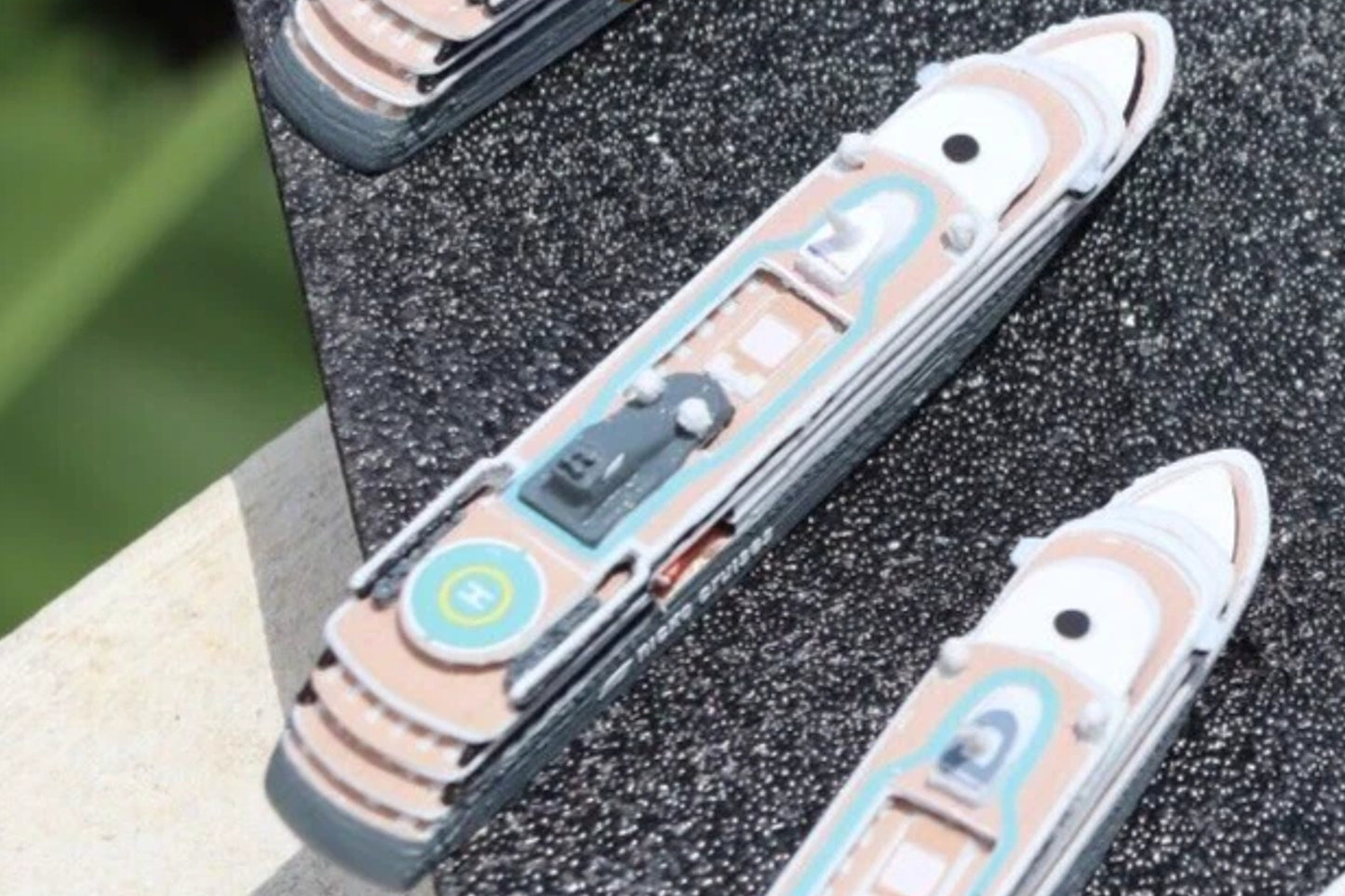 1:1250 Nicko Cruises' World Voyager cruise ship model