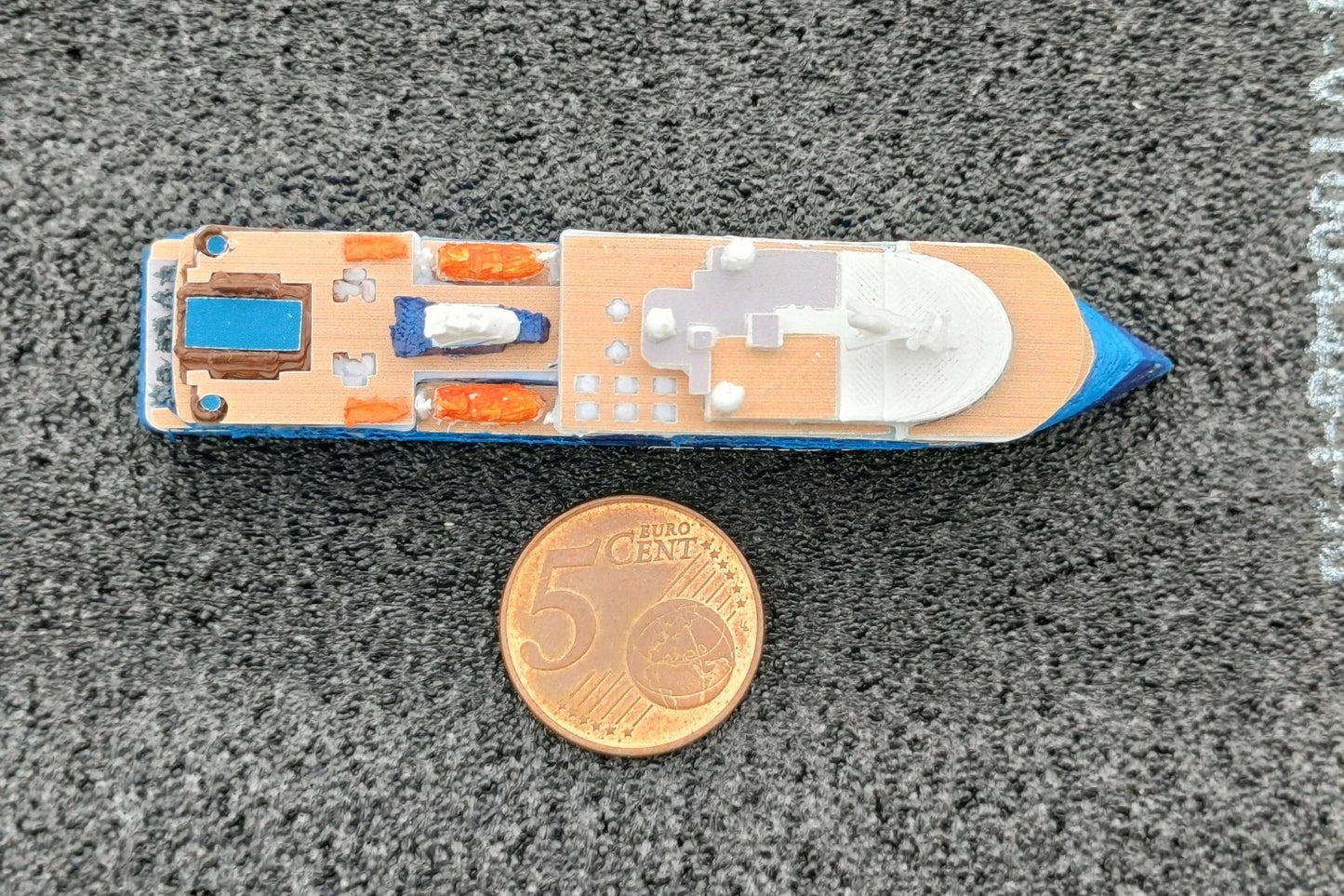 1:1250 Albatros Expeditions' Ocean Albatros cruise ship model