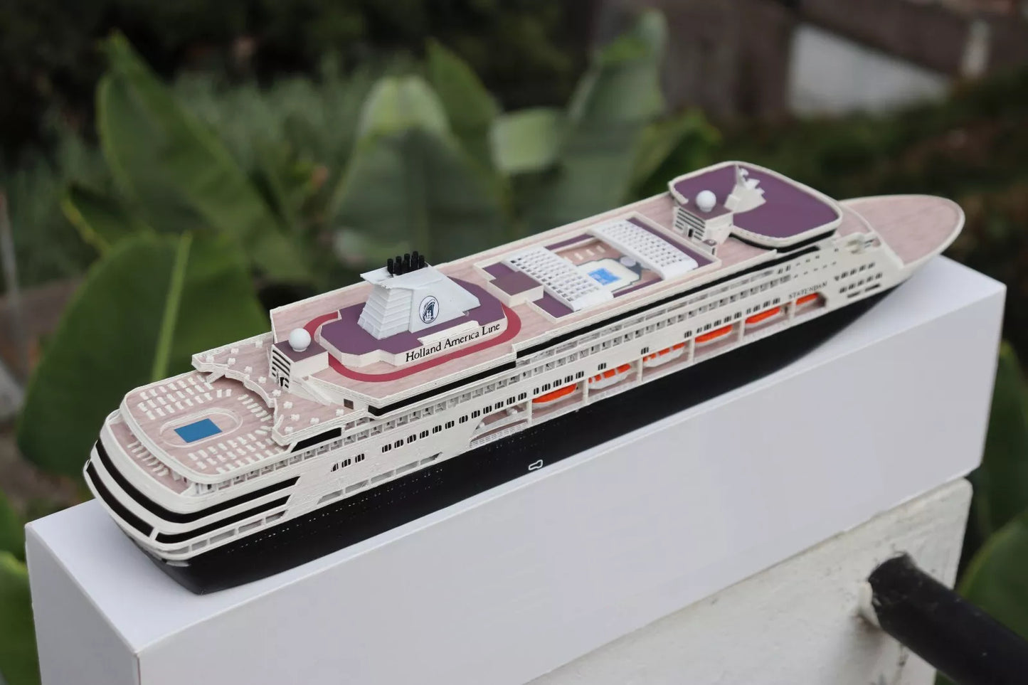 Holland America Line Statendam (1992) cruise ship model