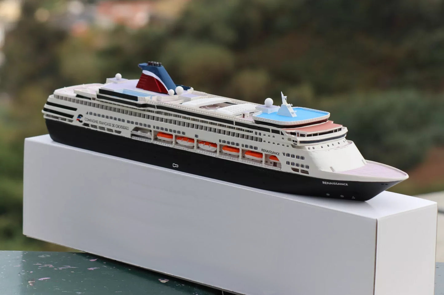 Compagnie Française de Croisieres' Renaissance cruise ship model