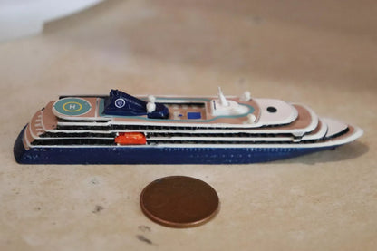 1:1250 Atlas Ocean Voyages' World Traveller cruise ship model