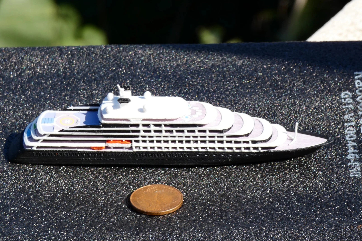 1:1250 Scenic Luxury' Scenic Eclipse cruise ship model