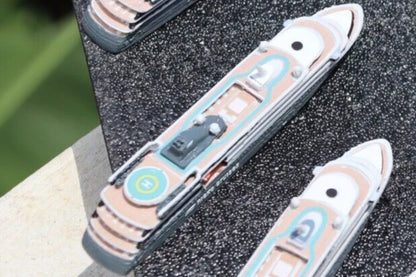 1:1250 Nicko Cruises' World Voyager cruise ship model