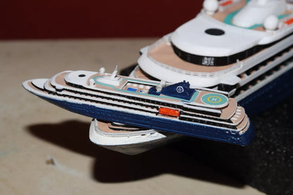1:1250 Atlas Ocean Voyages' World Traveller cruise ship model