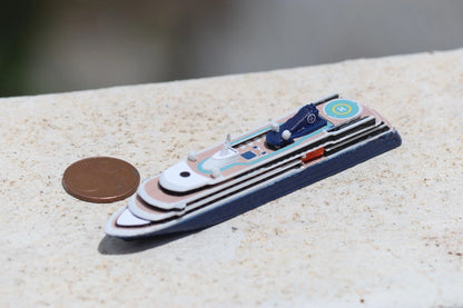 1:1250 Atlas Ocean Voyages' World Navigator cruise ship model