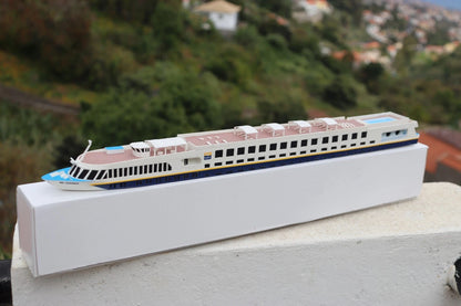 SE-Tours' SE-Manon river cruise ship model