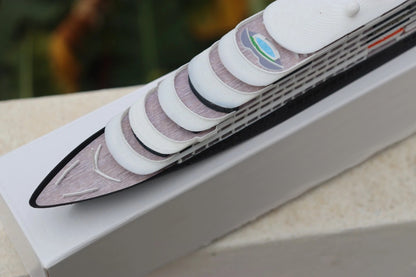 Scenic Luxury' Scenic Eclipse 2 cruise ship model
