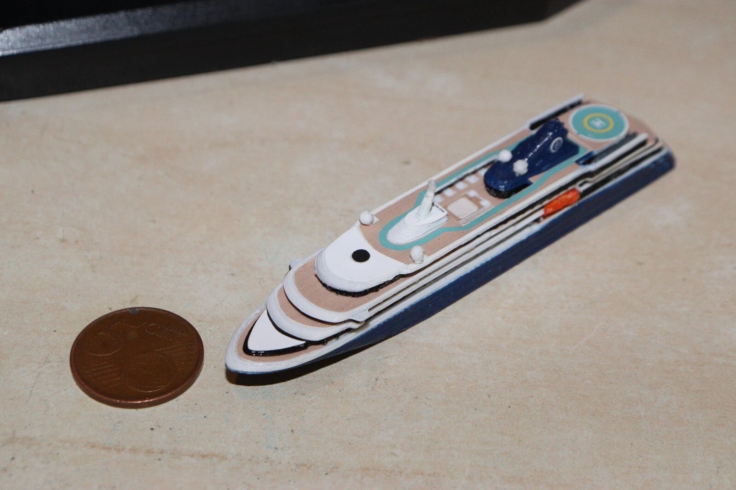 1:1250 Atlas Ocean Voyages' World Voyager cruise ship model