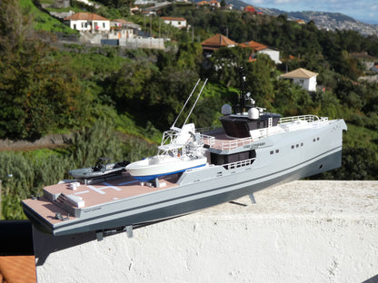 Bad Company Support exclusive yacht model