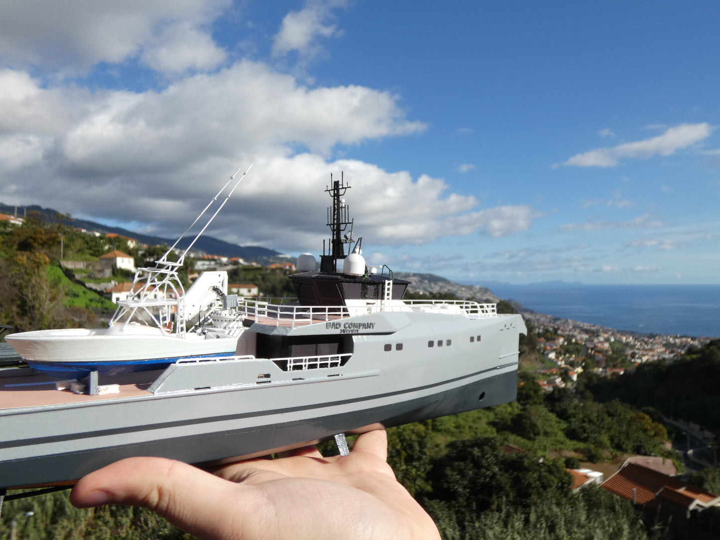 Bad Company Support exclusive yacht model