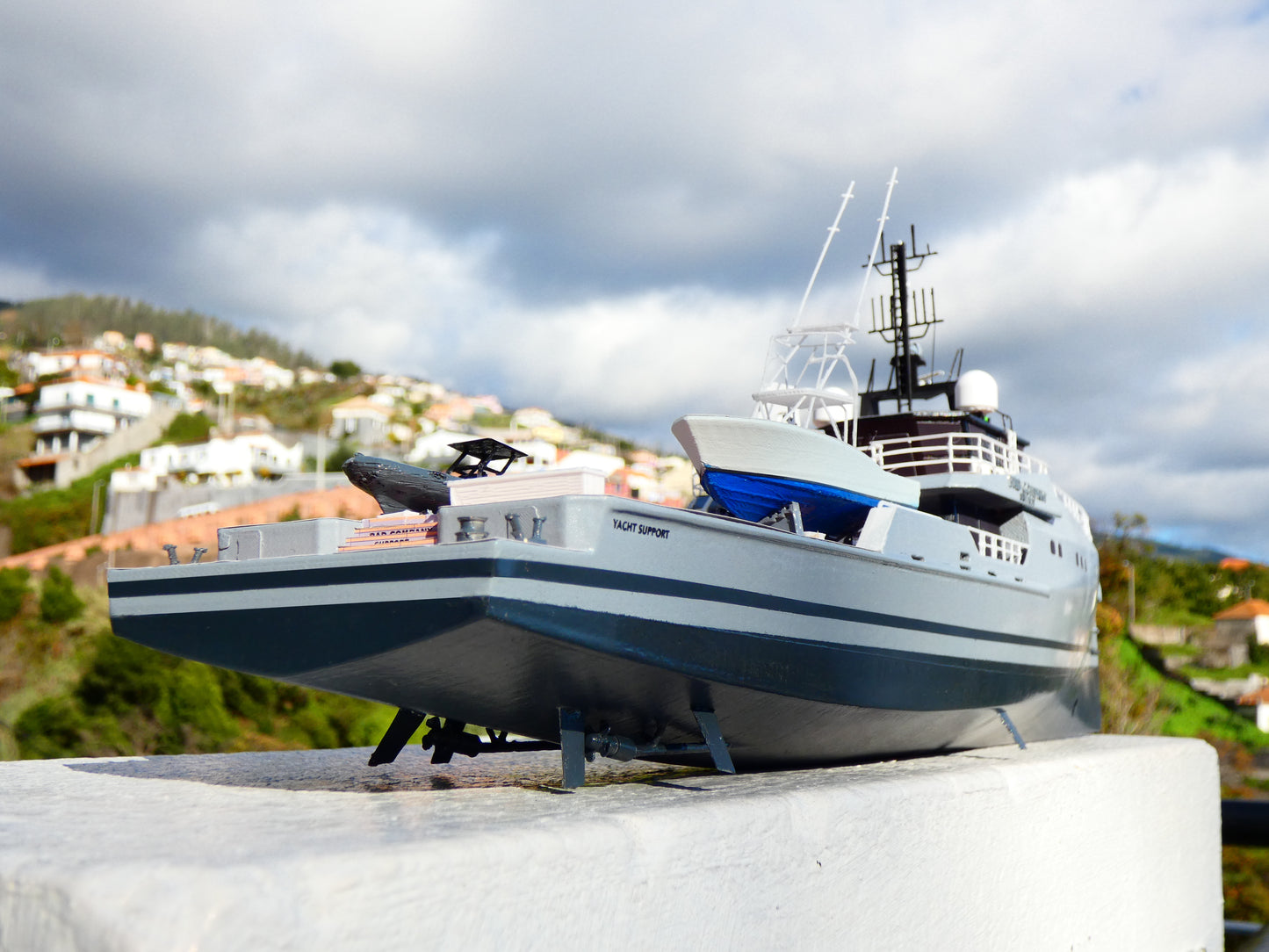 Bad Company Support exclusive yacht model