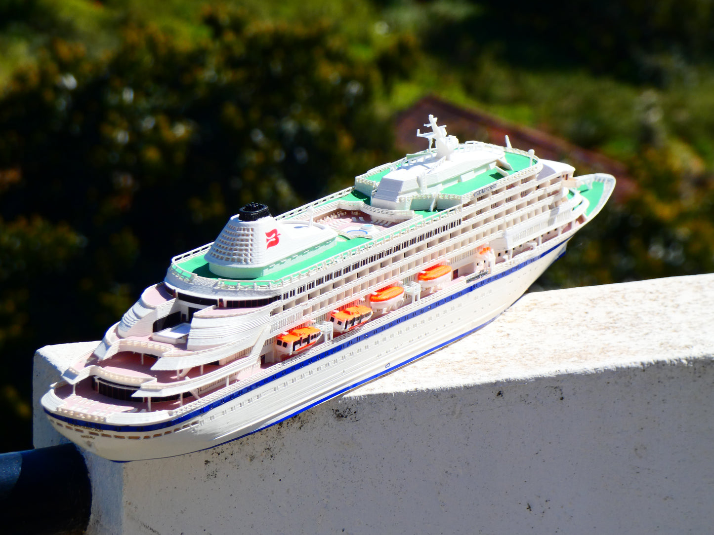 Royal Viking Line Royal Viking Sun cruise ship model