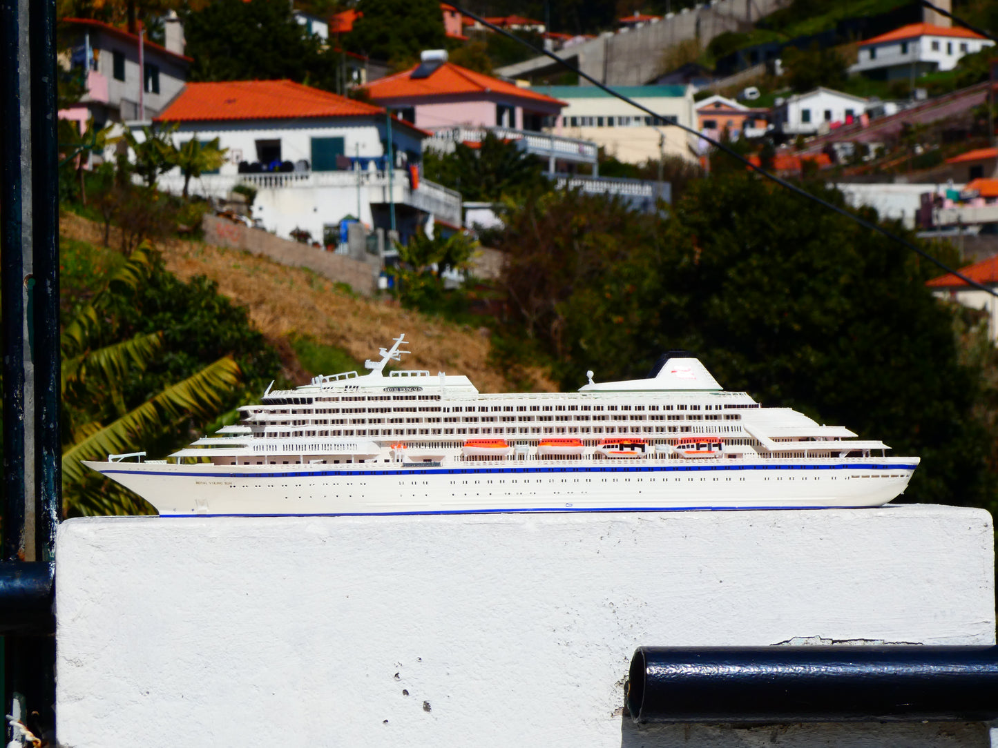 Royal Viking Line Royal Viking Sun cruise ship model