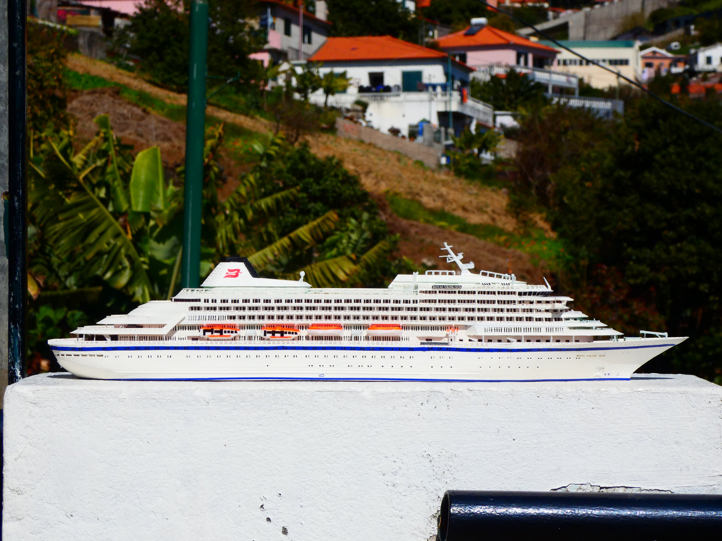 Royal Viking Line Royal Viking Sun cruise ship model
