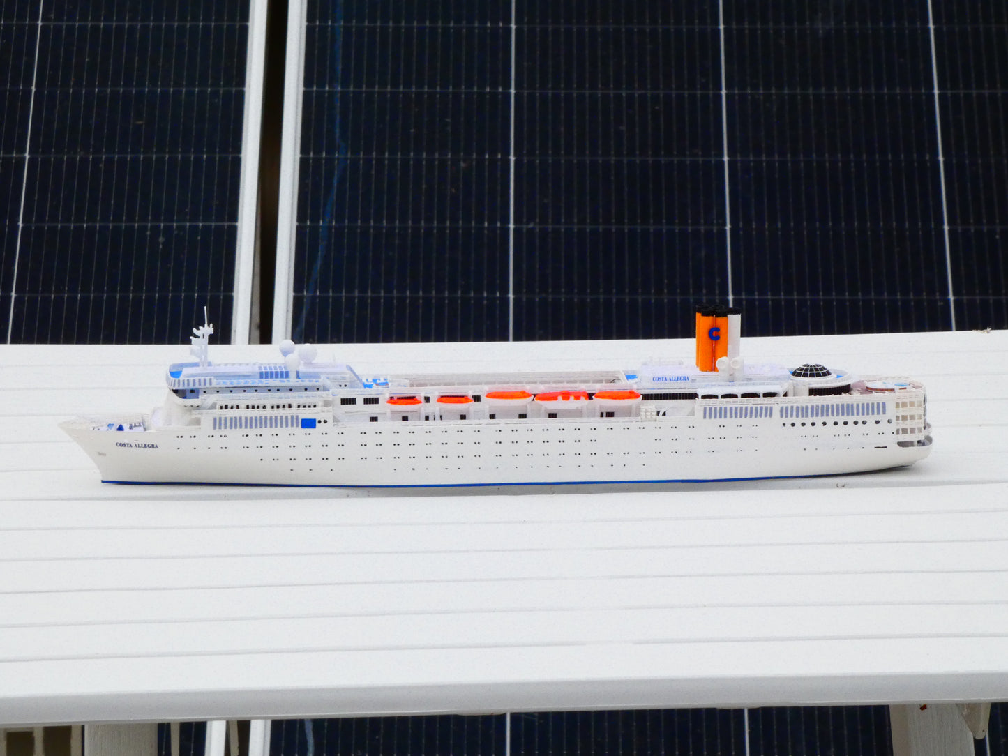 Costa Crociere Costa Allegra cruise ship model